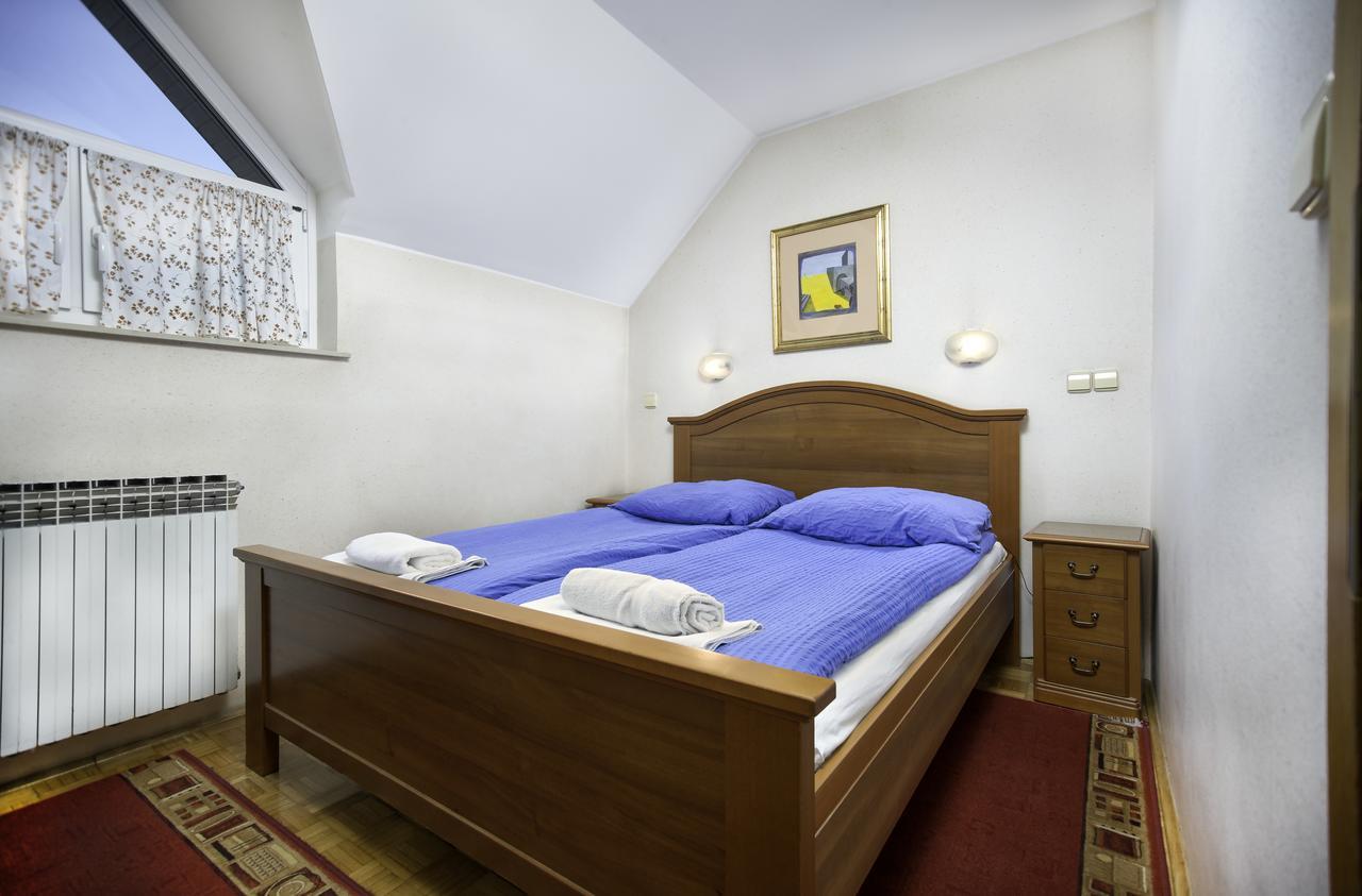 Guesthouse Janez Maribor Exteriör bild