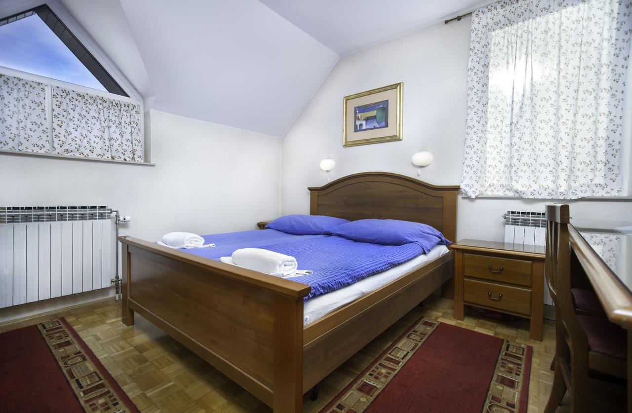 Guesthouse Janez Maribor Exteriör bild